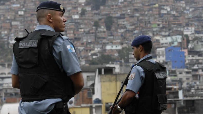 Número de policiais assassinados no Brasil cresce 10% em 2020